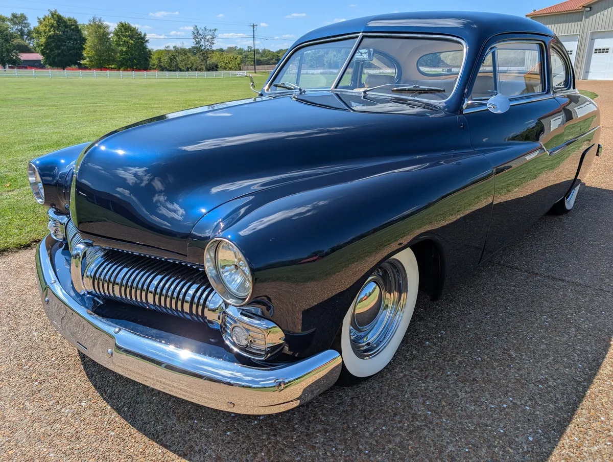 Mercury-Custom-1950-Dark-Metallic-Blue-Tan-Leather-Hydes-7