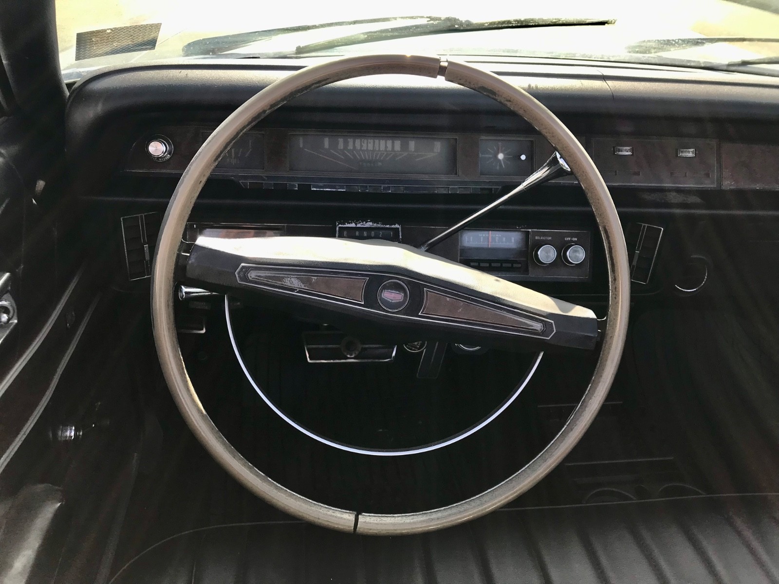 Mercury-Grand-Marquis-1969-Convertible-12