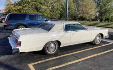 Mercury-Marquis-1977-White-Burgundy-1