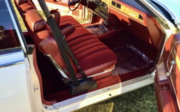 Mercury-Marquis-1977-White-Burgundy-10