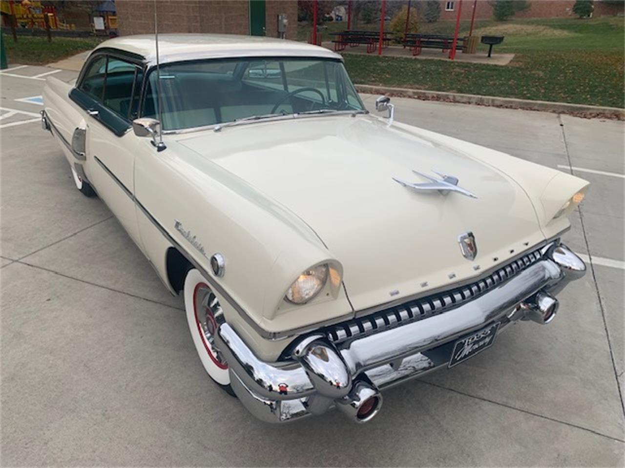 Mercury-Montclair-1955-Alaska-WhiteBlue-BlueWhite-29