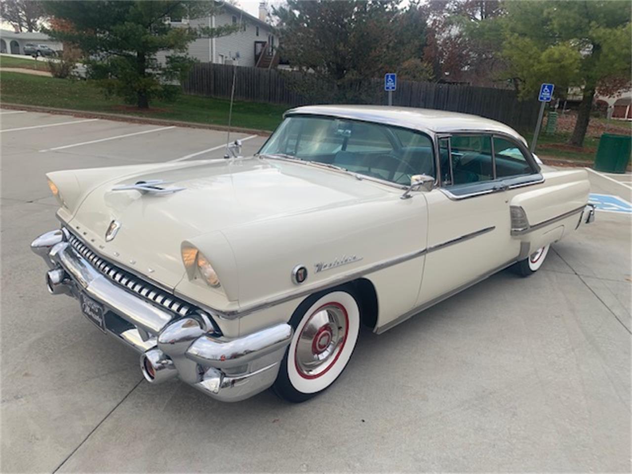 Mercury-Montclair-1955-Alaska-WhiteBlue-BlueWhite-32