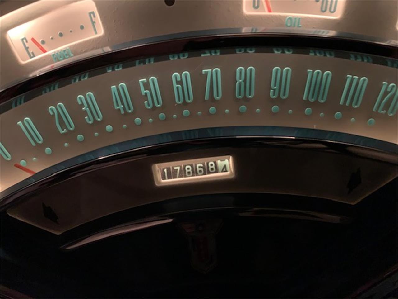 Mercury-Montclair-1955-Alaska-WhiteBlue-BlueWhite-4