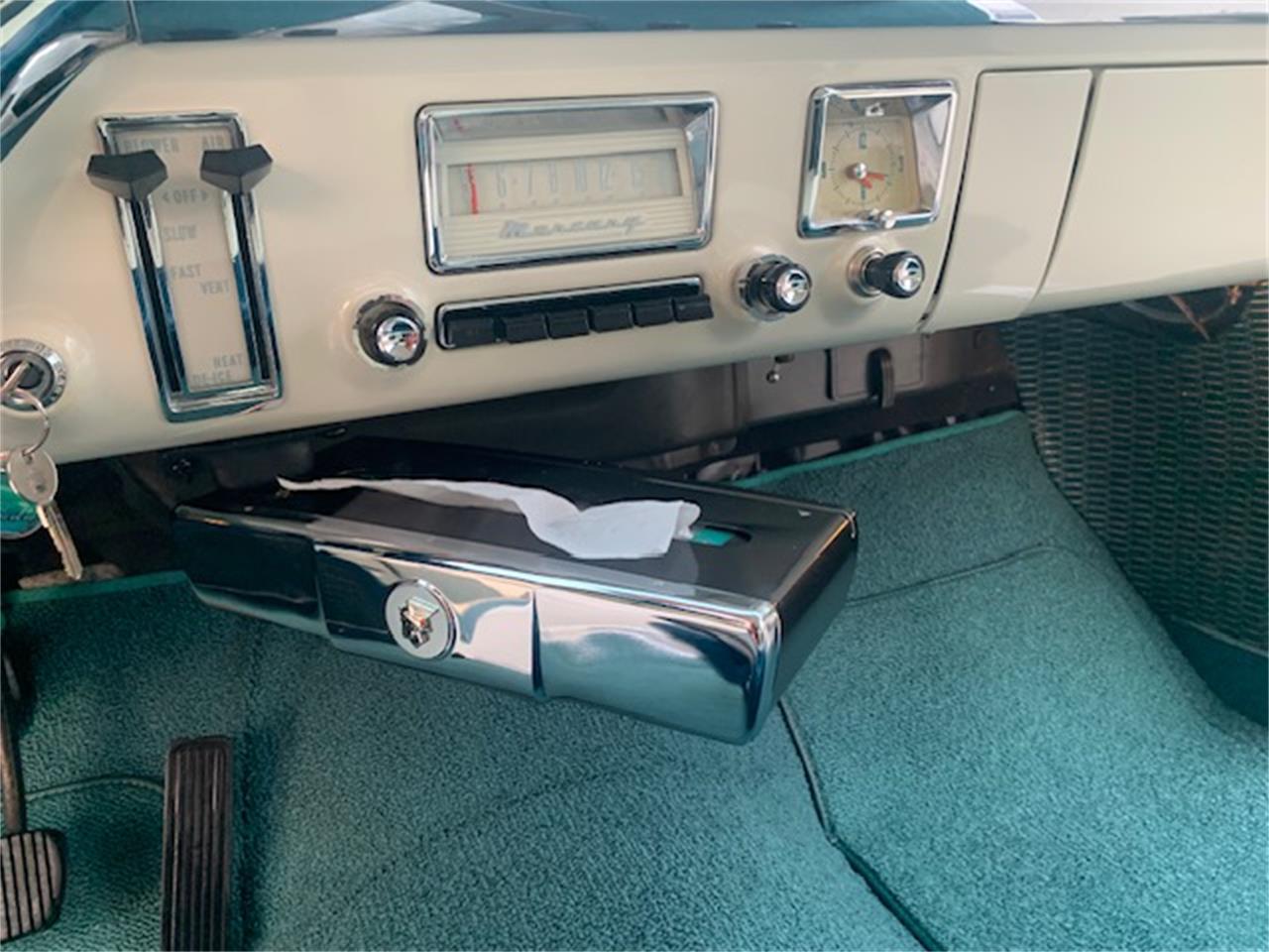 Mercury-Montclair-1955-Alaska-WhiteBlue-BlueWhite-46