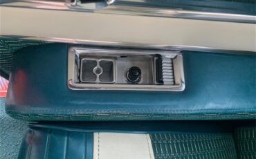 Mercury-Montclair-1955-Alaska-WhiteBlue-BlueWhite-52