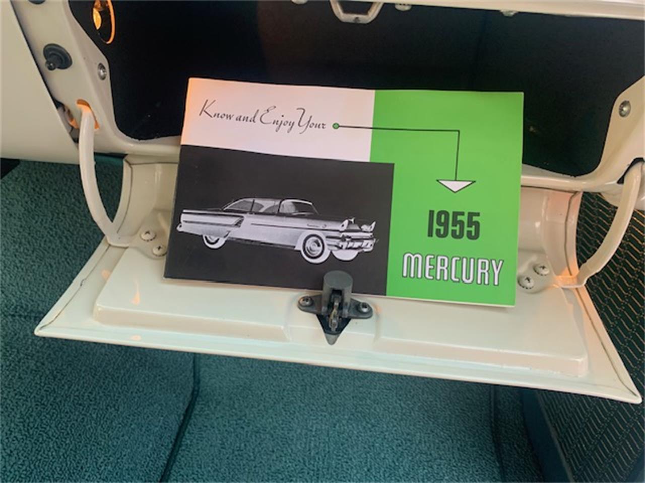 Mercury-Montclair-1955-Alaska-WhiteBlue-BlueWhite-7