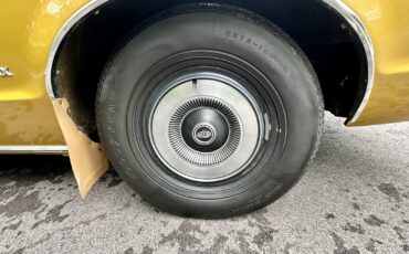 Mercury-Montego-1974-MUSEUM-QUALITY-1-OWNER-12