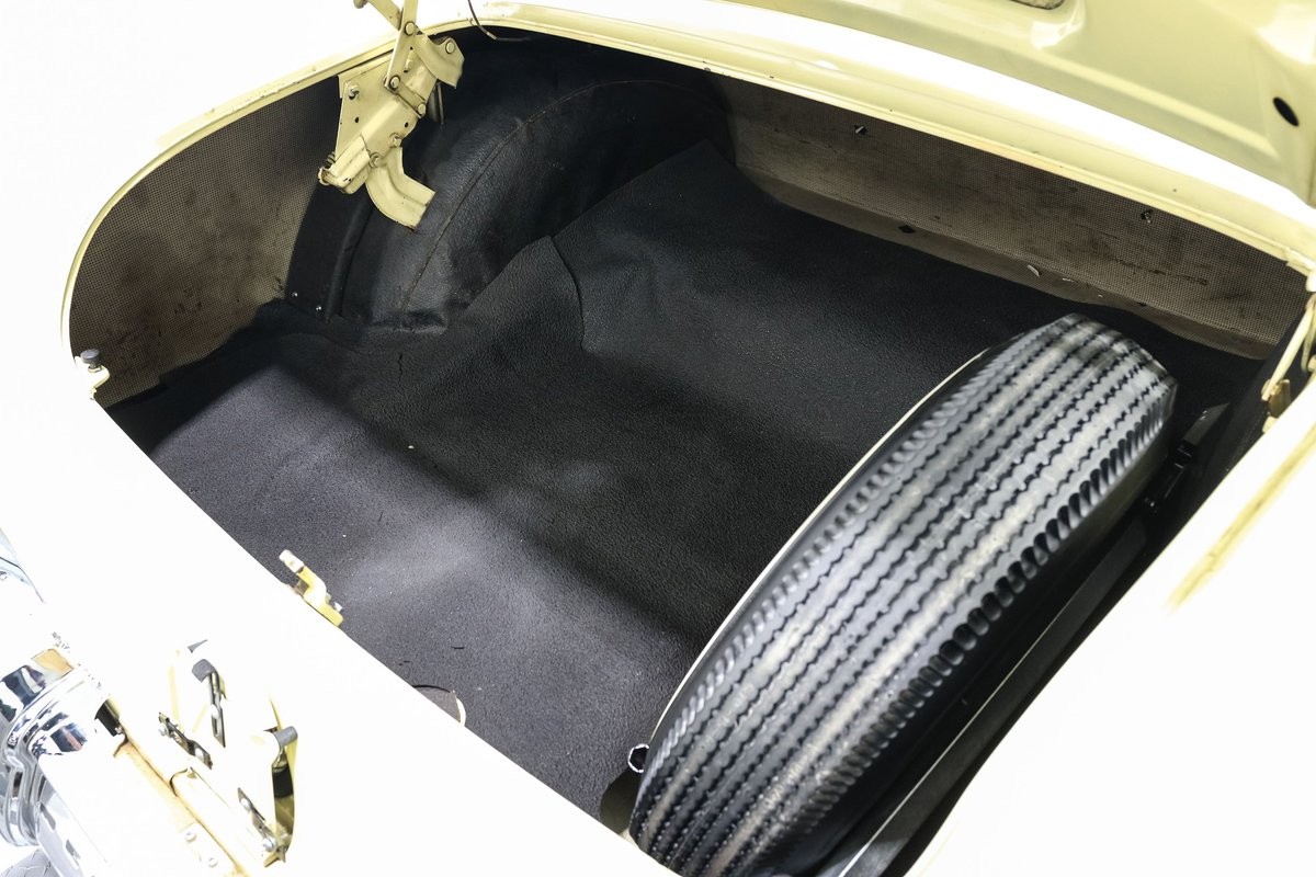 Mercury-Monterey-1953-Coupe-28