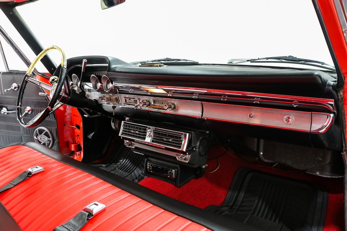 Mercury-Monterey-1964-Coupe-17