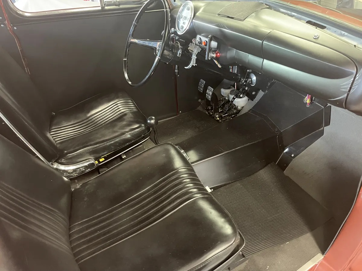 Mercury-Super-deluxe-1941-Burnt-Suade-Orange-Black-1