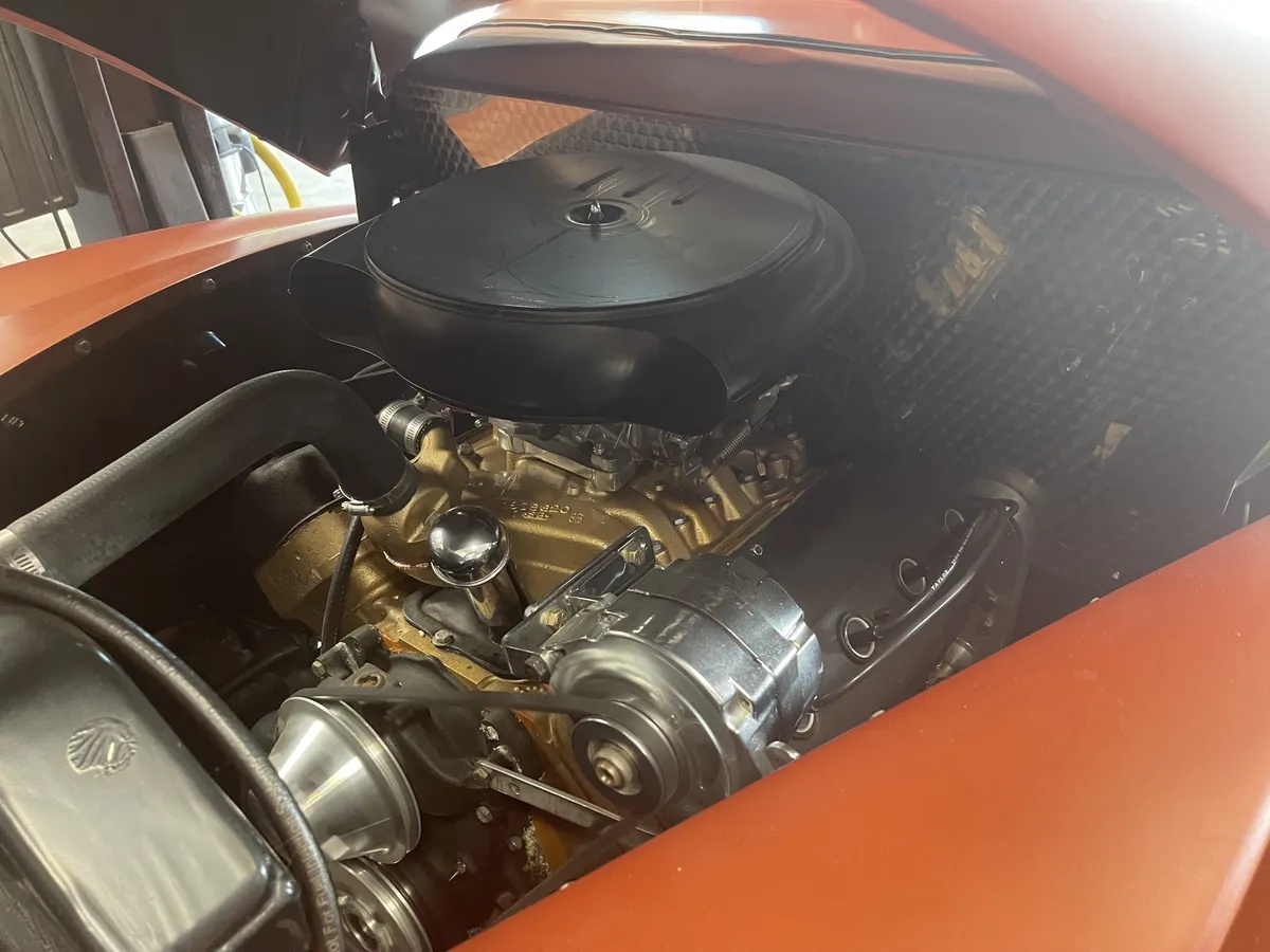 Mercury-Super-deluxe-1941-Burnt-Suade-Orange-Black-4