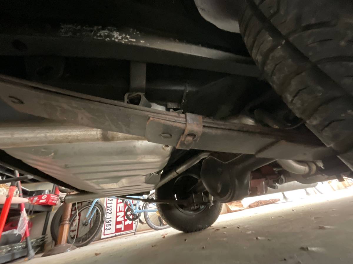 Mercury-cougar-1968-black-13