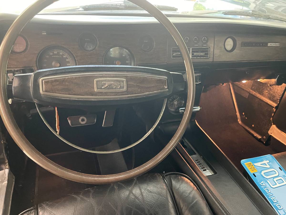 Mercury-cougar-1968-black-2