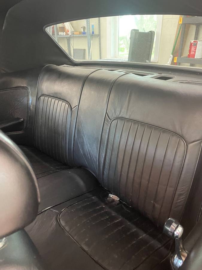 Mercury-cougar-1968-black-3