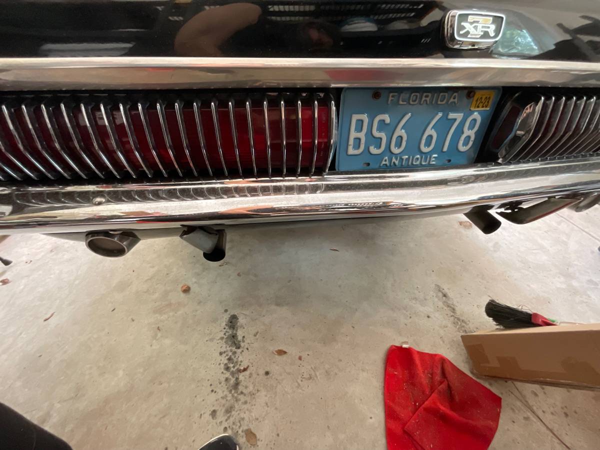 Mercury-cougar-1968-black-5