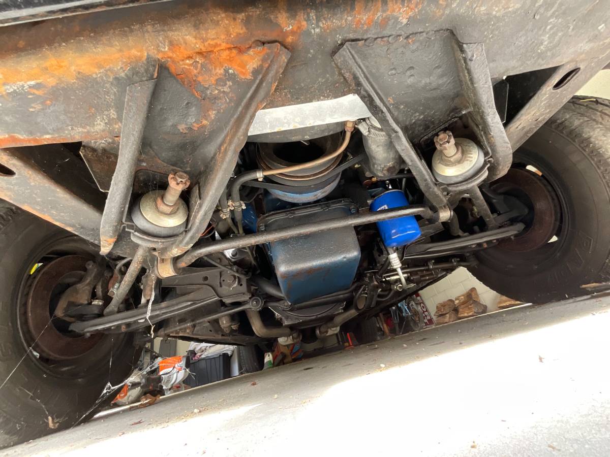 Mercury-cougar-1968-black-9