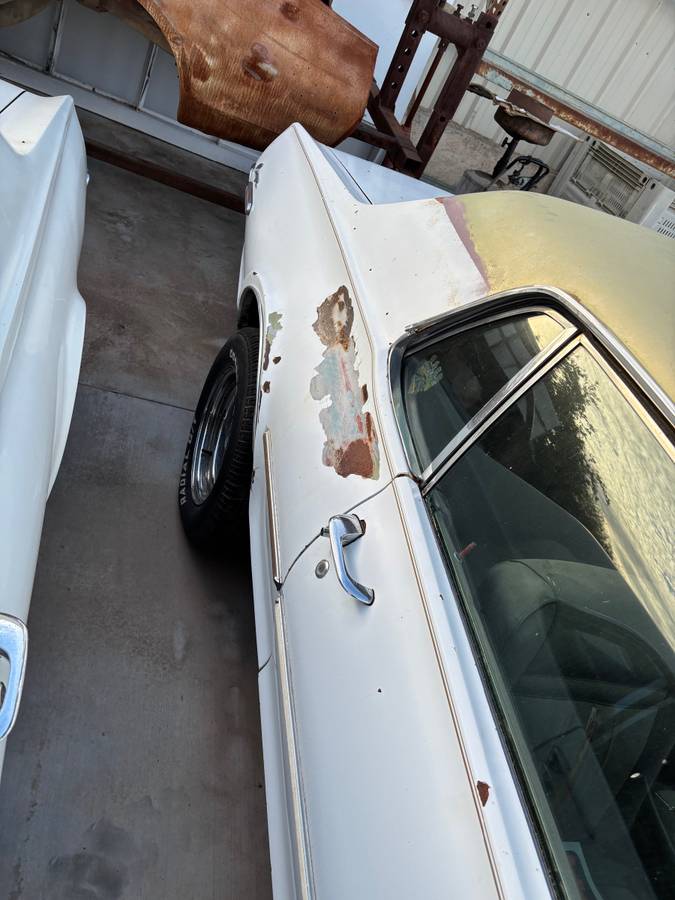 Mercury-cougar-1968-white-7