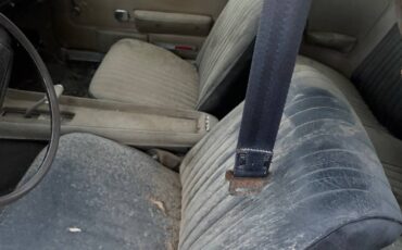 Mercury-cougar-1968-yellow-2