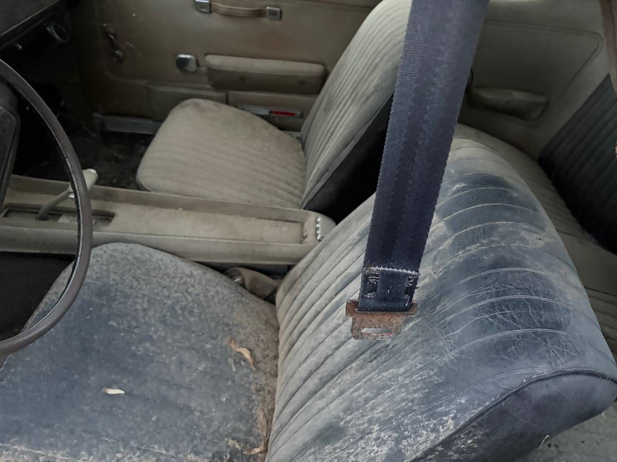 Mercury-cougar-1968-yellow-2