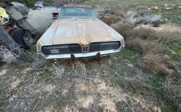 Mercury-cougar-1968-yellow-3