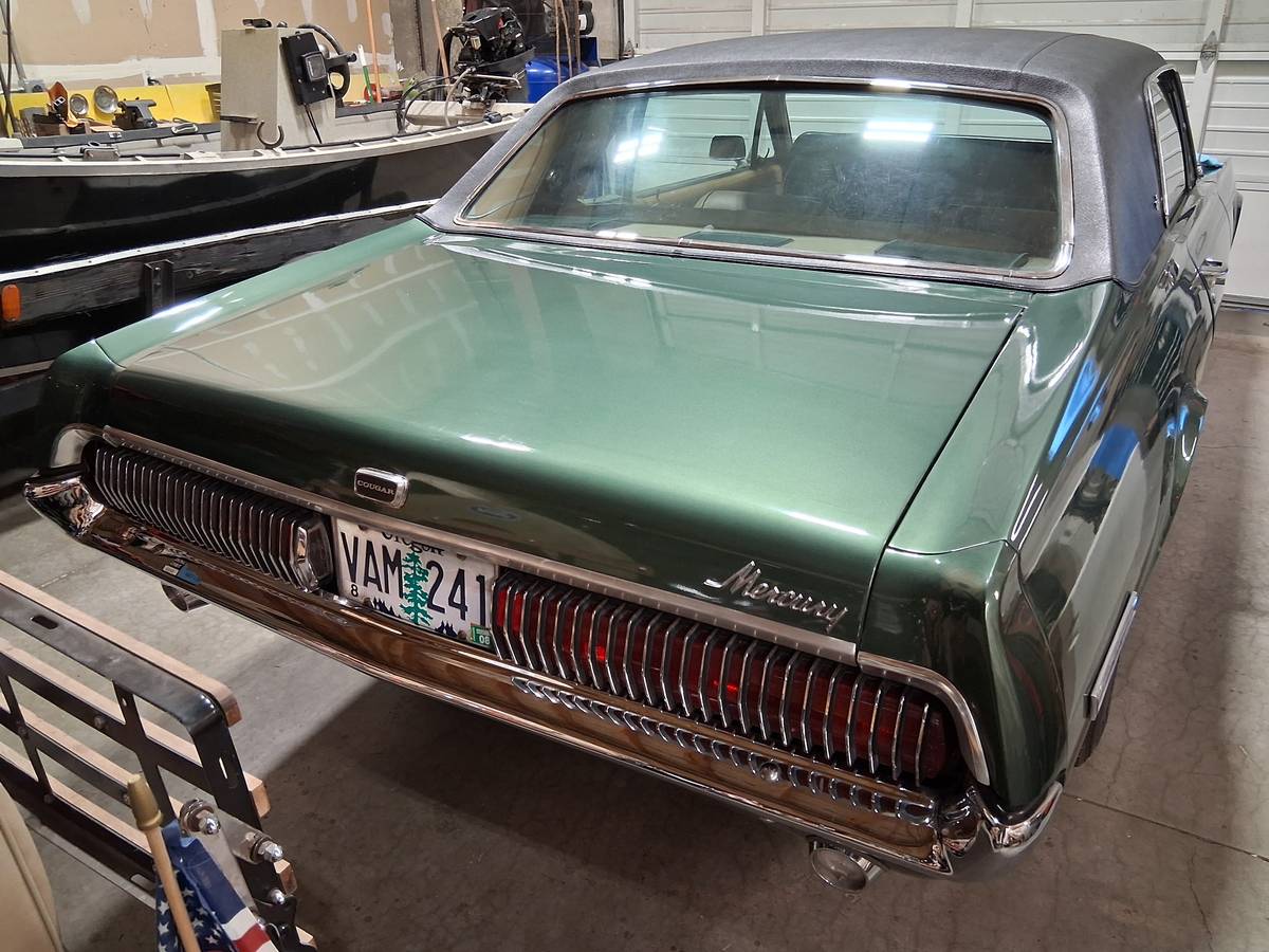 Mercury-cougar-xr7-1967-green-7