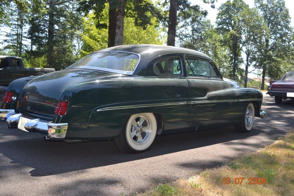 Mercury-coupe-1951-5