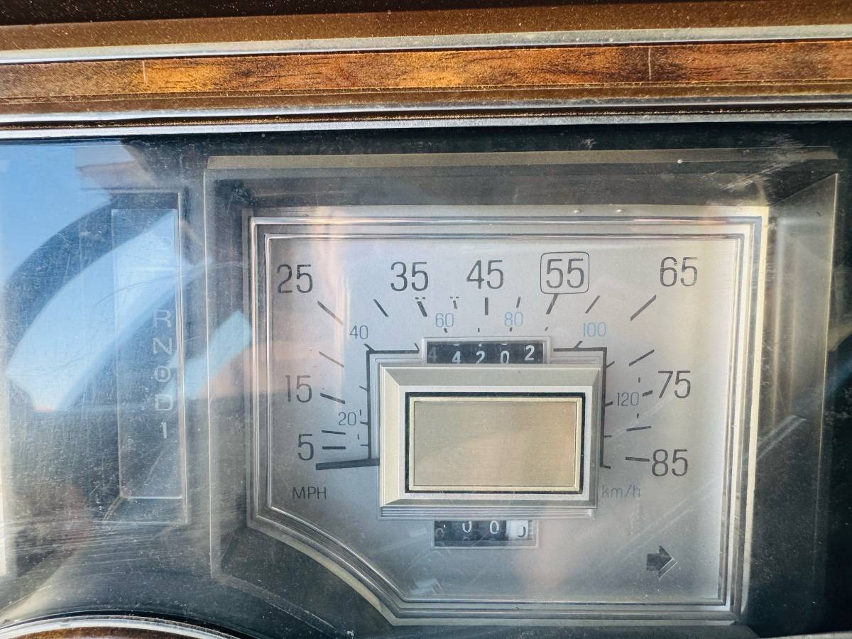 Mercury-grand-marquis-1985-custom-12