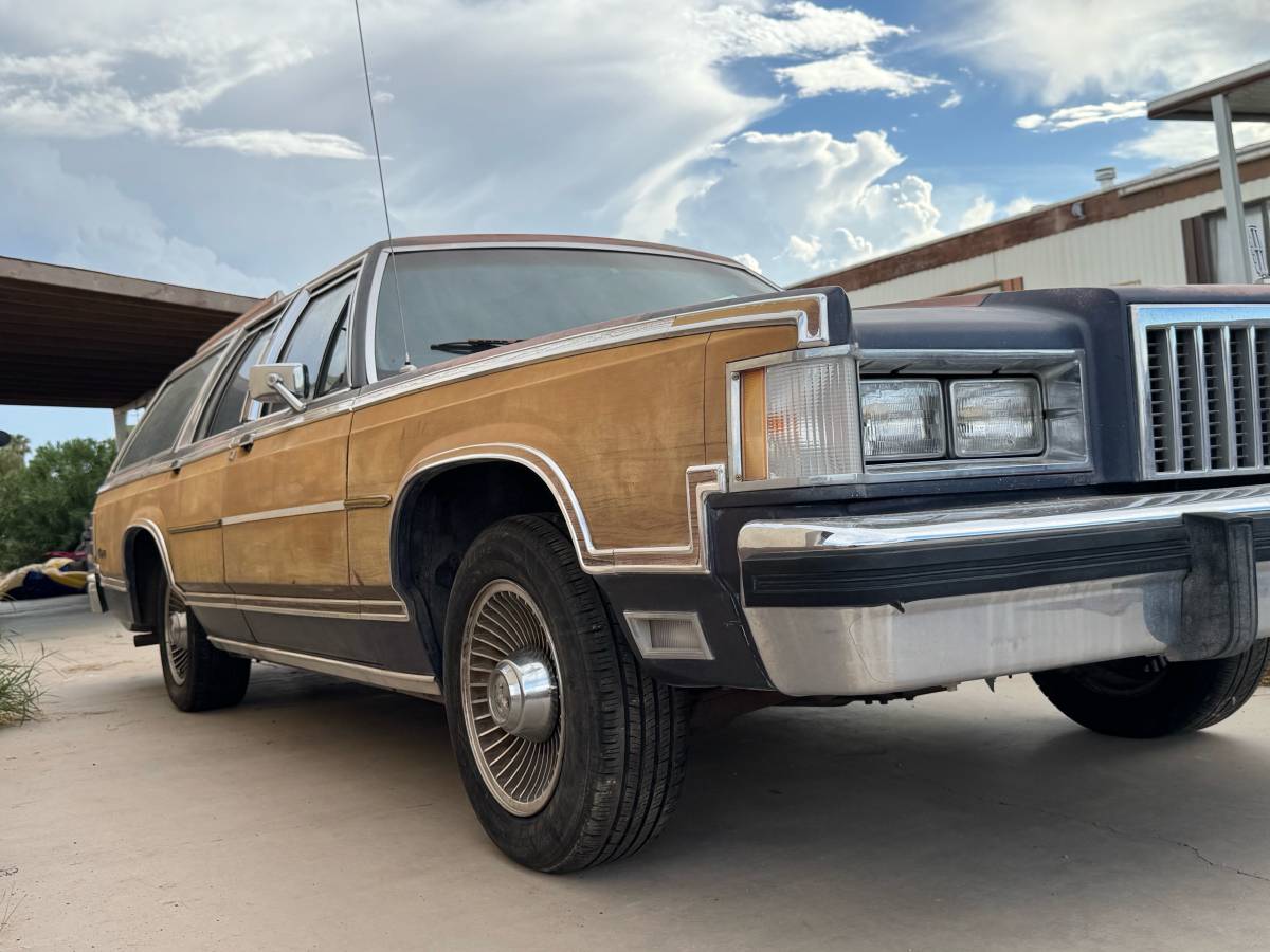 Mercury-grand-marquis-1985-custom-5