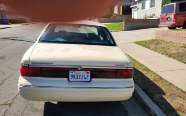 Mercury-grand-marquis-1996-yellow