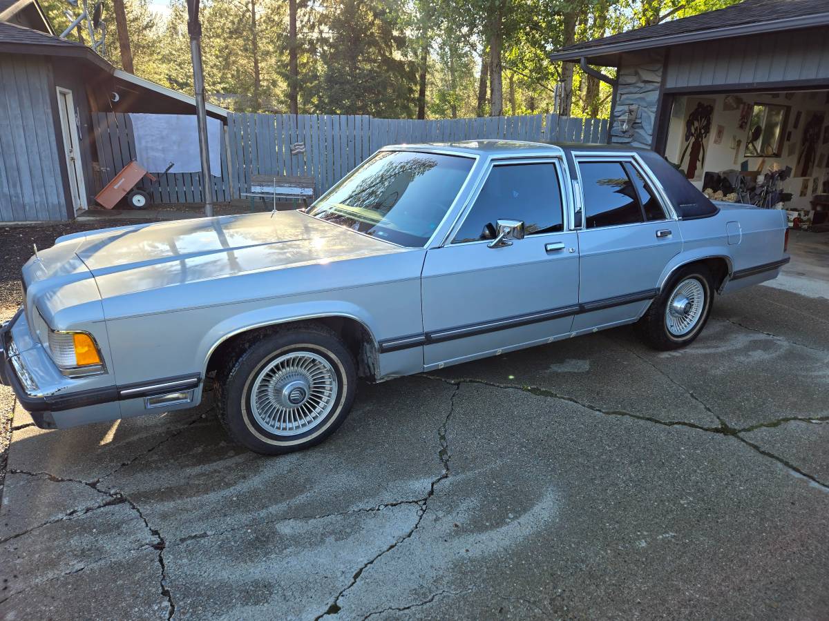Mercury-grand-marquis-ls-1991-blue-2