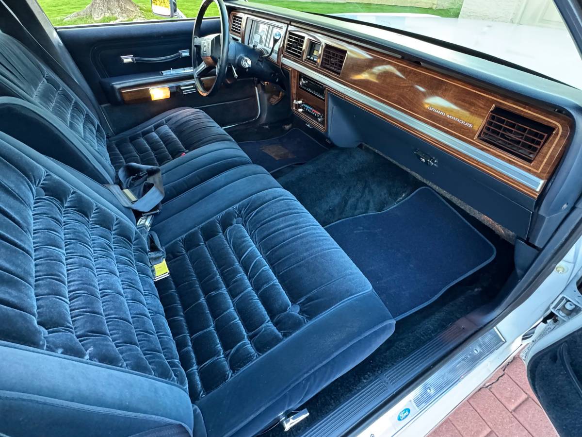 Mercury-grand-marquis-ls-colony-park-1988-white-10