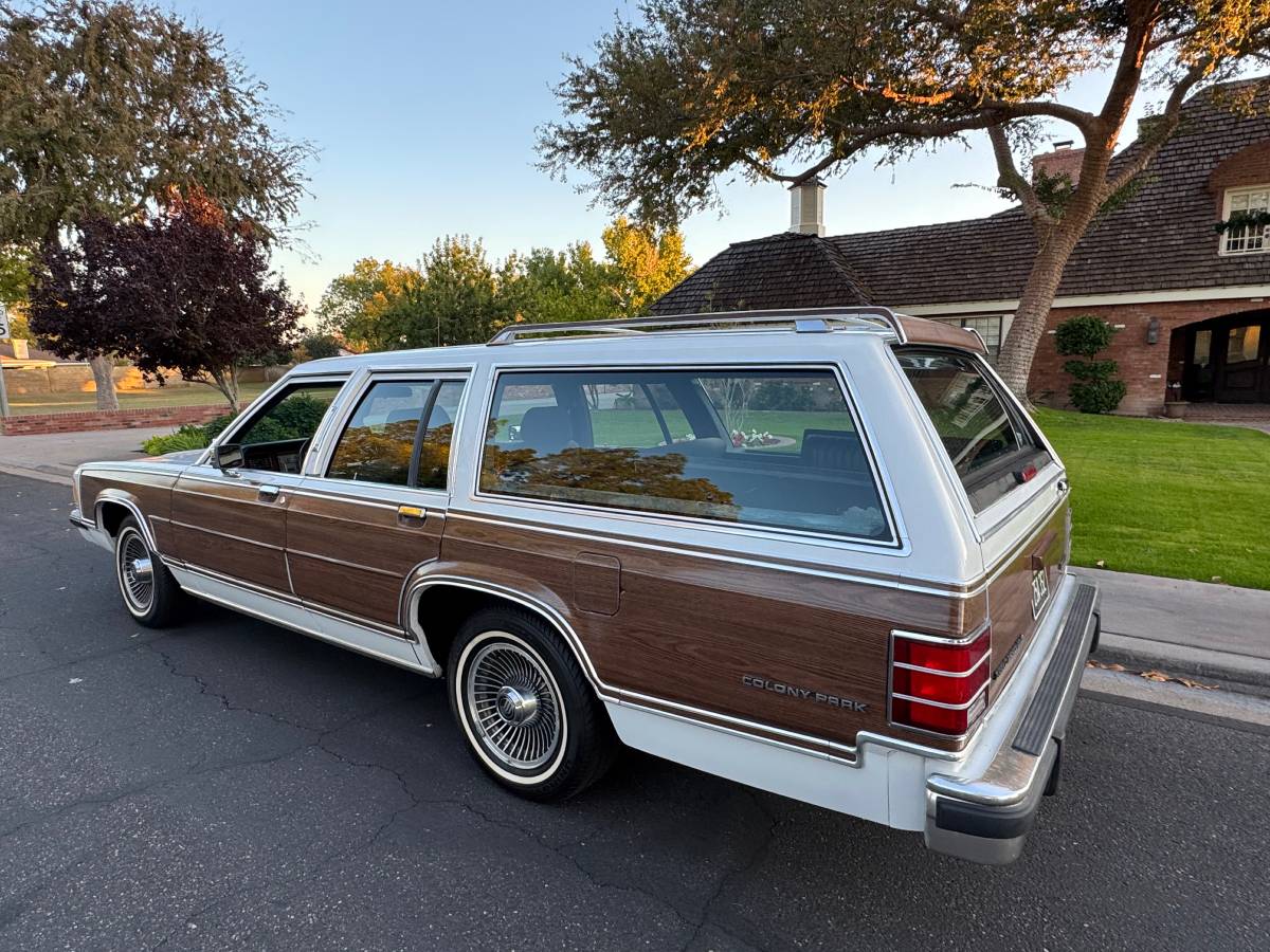 Mercury-grand-marquis-ls-colony-park-1988-white-7