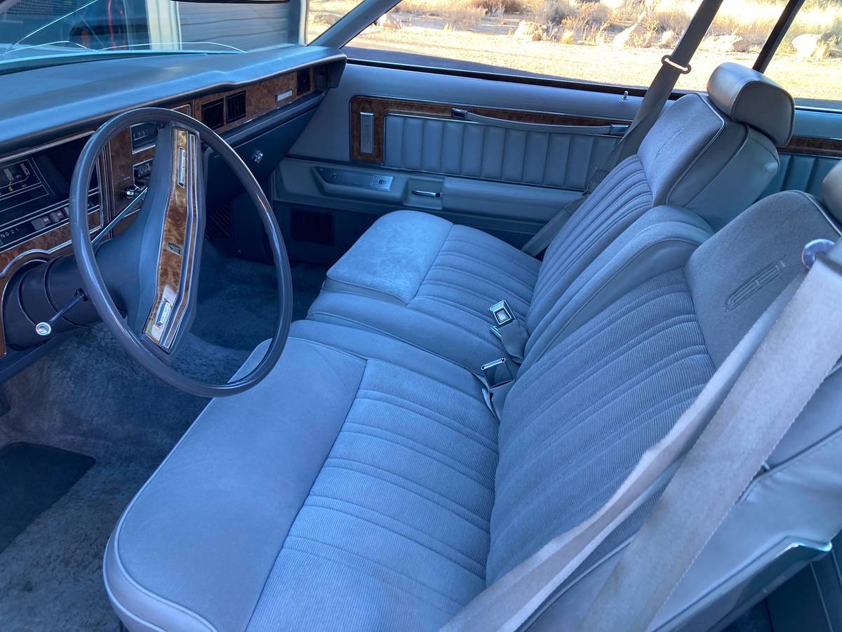 Mercury-marquis-1977-9