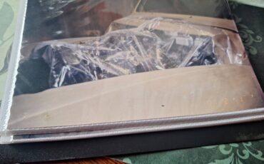 Mercury-monarch-4dr-sedan-1947-green-10