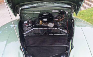 Mercury-monarch-4dr-sedan-1947-green-5