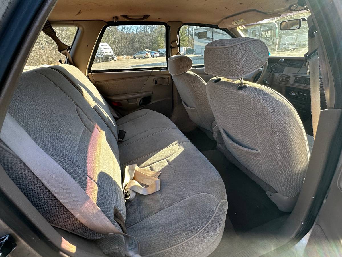 Mercury-sable-1995-10