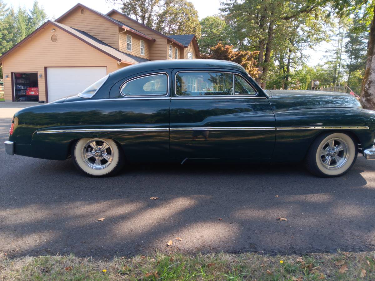 Mercury-sedan-1951-green-1