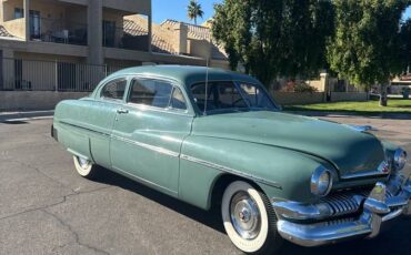 Mercury-sedan-1951-green