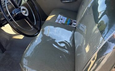 Mercury-sedan-1951-green-15