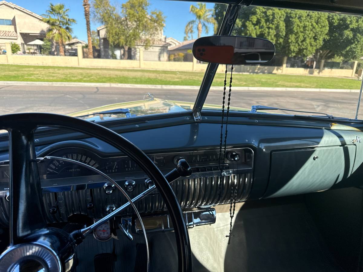 Mercury-sedan-1951-green-18