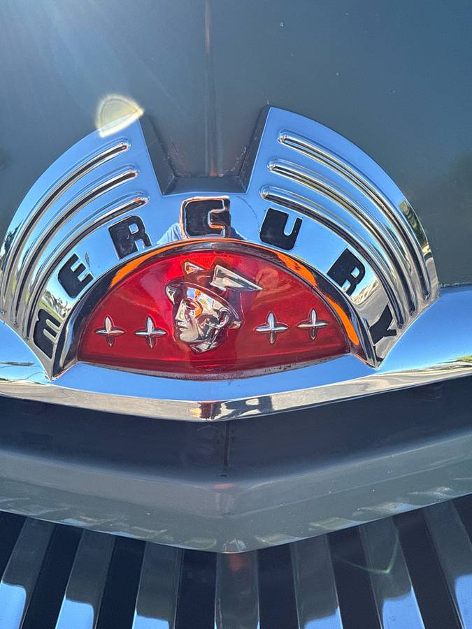 Mercury-sedan-1951-green-2