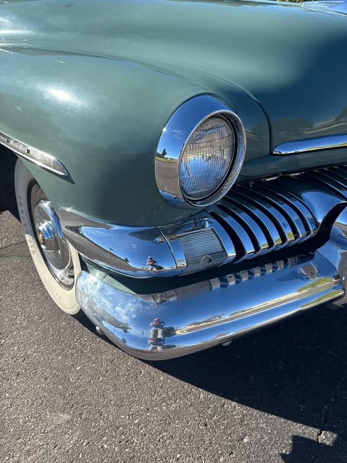 Mercury-sedan-1951-green-21