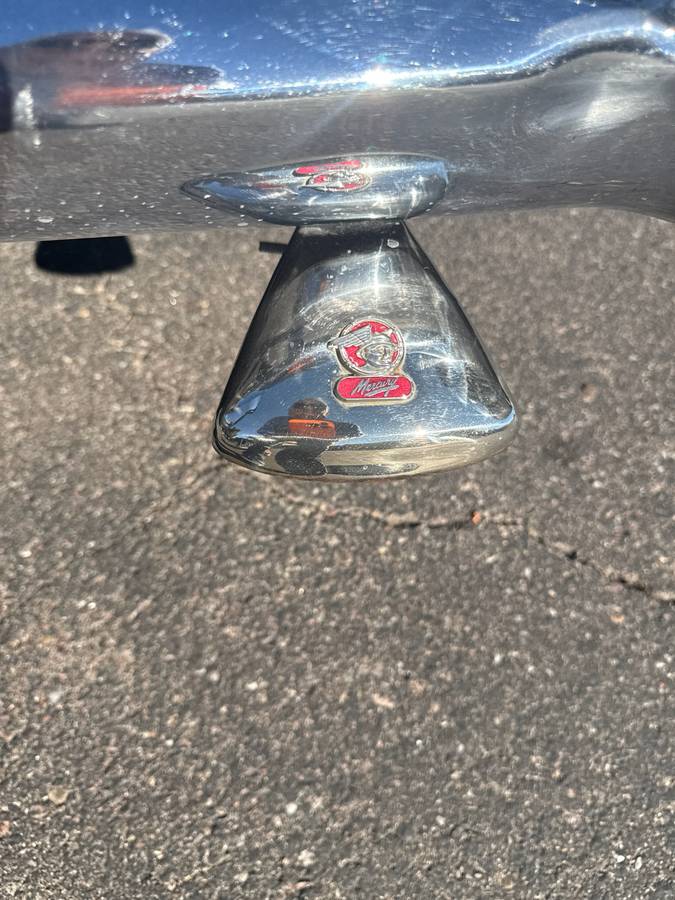 Mercury-sedan-1951-green-7