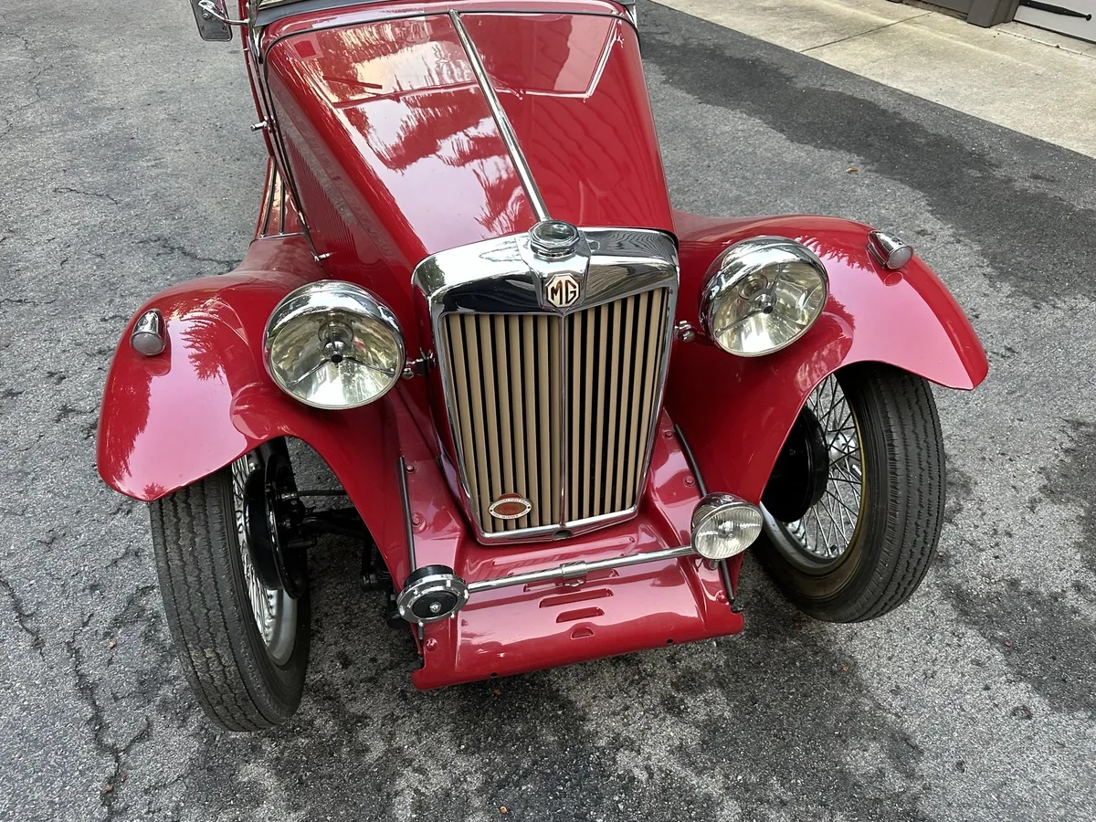 Mg-M-type-1946-Burgundy-Tan-14