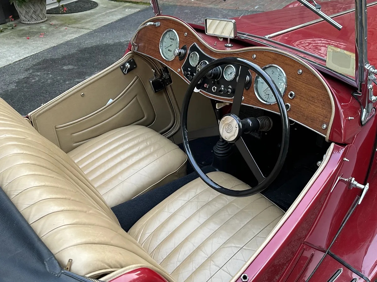 Mg-M-type-1946-Burgundy-Tan-18