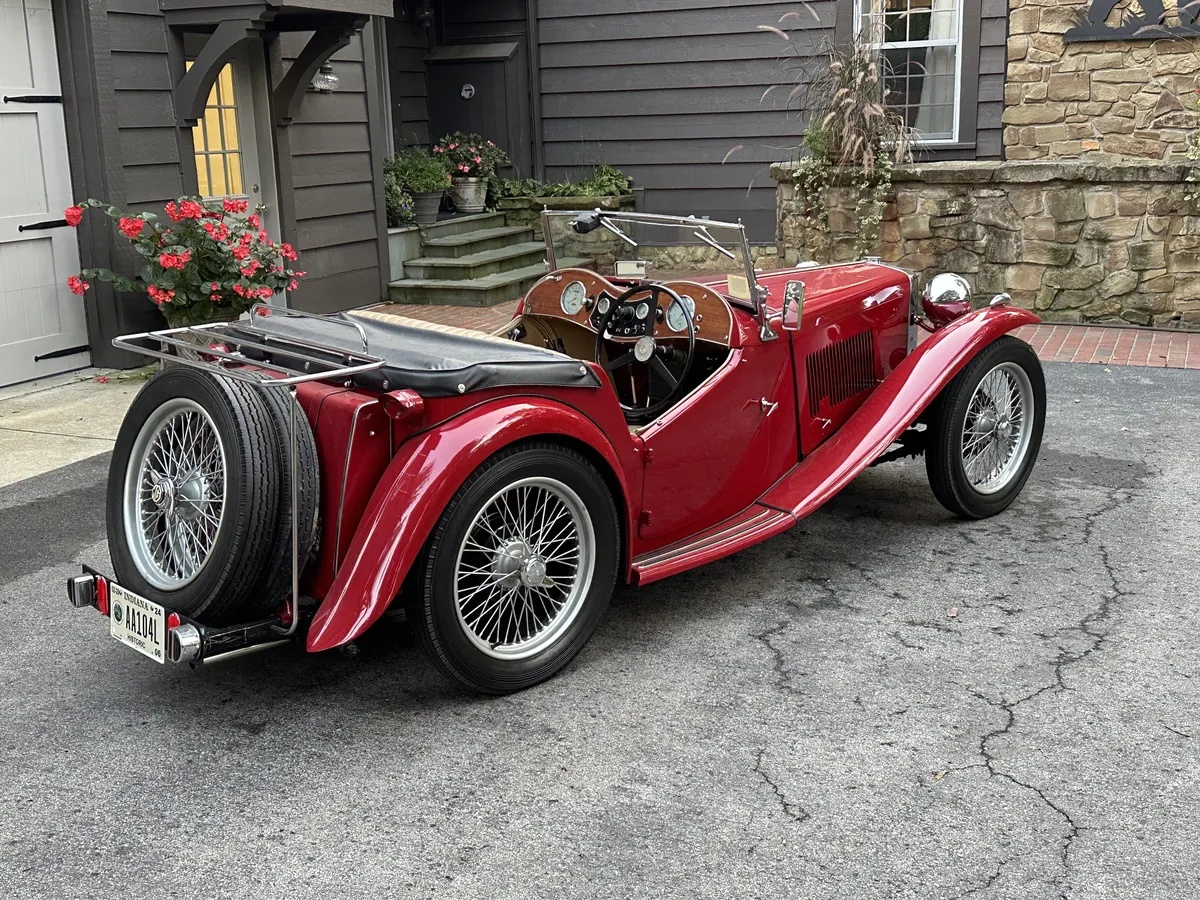 Mg-M-type-1946-Burgundy-Tan-8