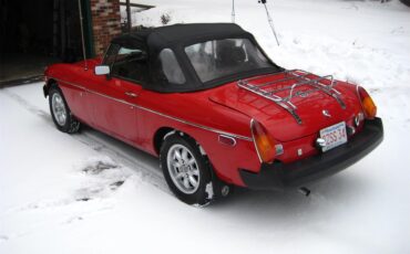 Mg-Mgb-1977-Red-Gray-4