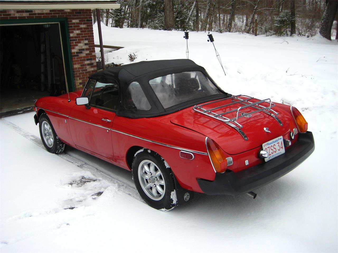 Mg-Mgb-1977-Red-Gray-5
