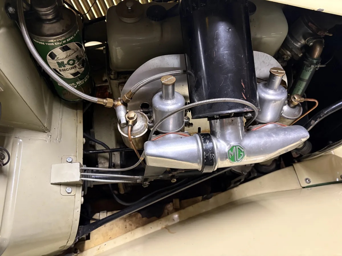 Mg-T-type-1947-Primrose-Green-3