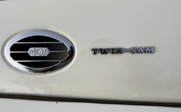 Mg-Twin-cam-mga-1959-13